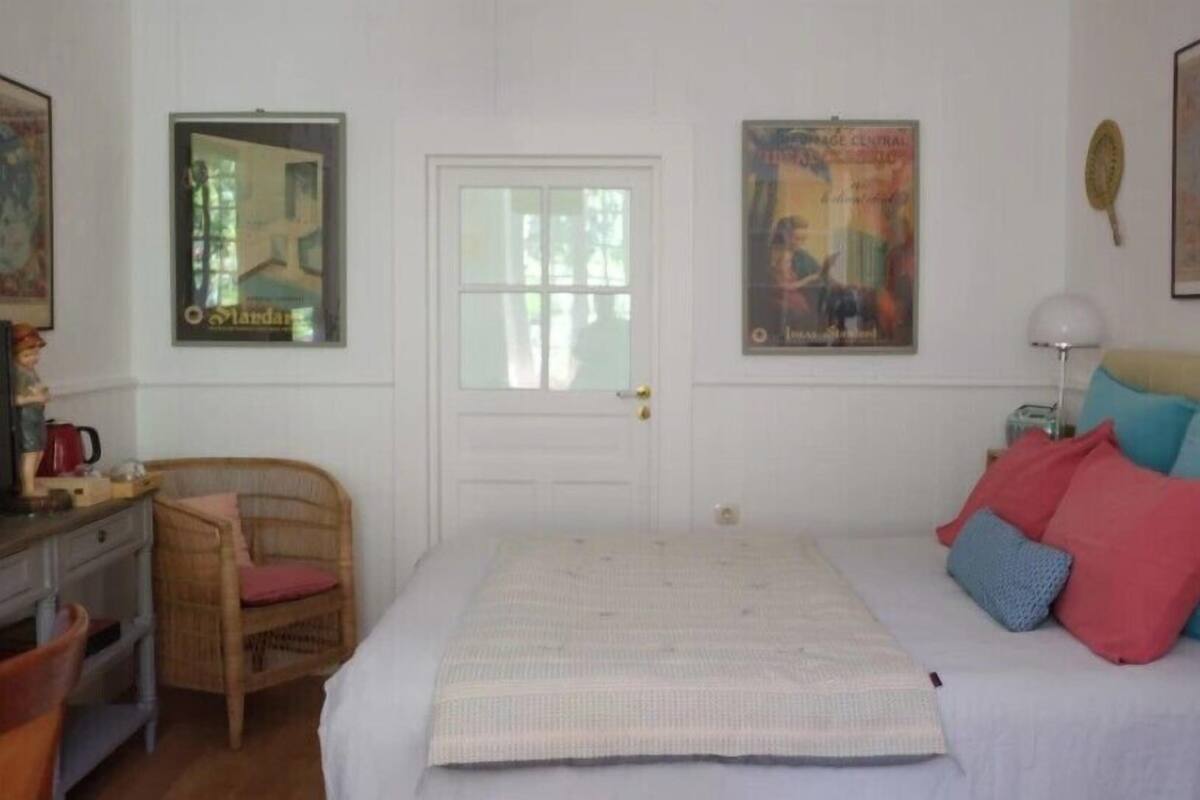 Deluxe Room, Garden View | Rollaway beds (surcharge), WiFi (free), individually decorated