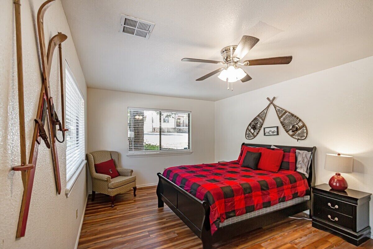 Mountain Down Retreat - Downtown Cloudcroft