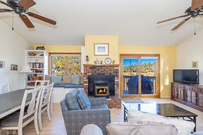 Bear Paw Condo Retreat