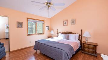 2 bedrooms, desk, iron/ironing board, travel crib