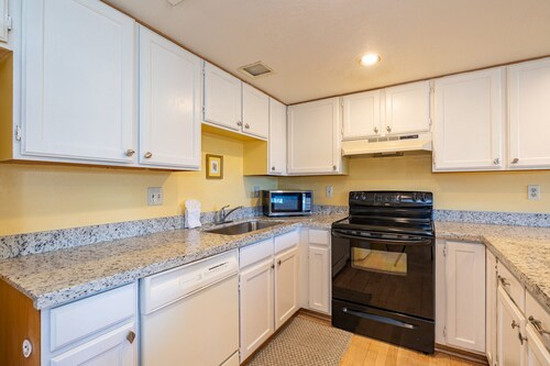 Bear Paw Condo Retreat