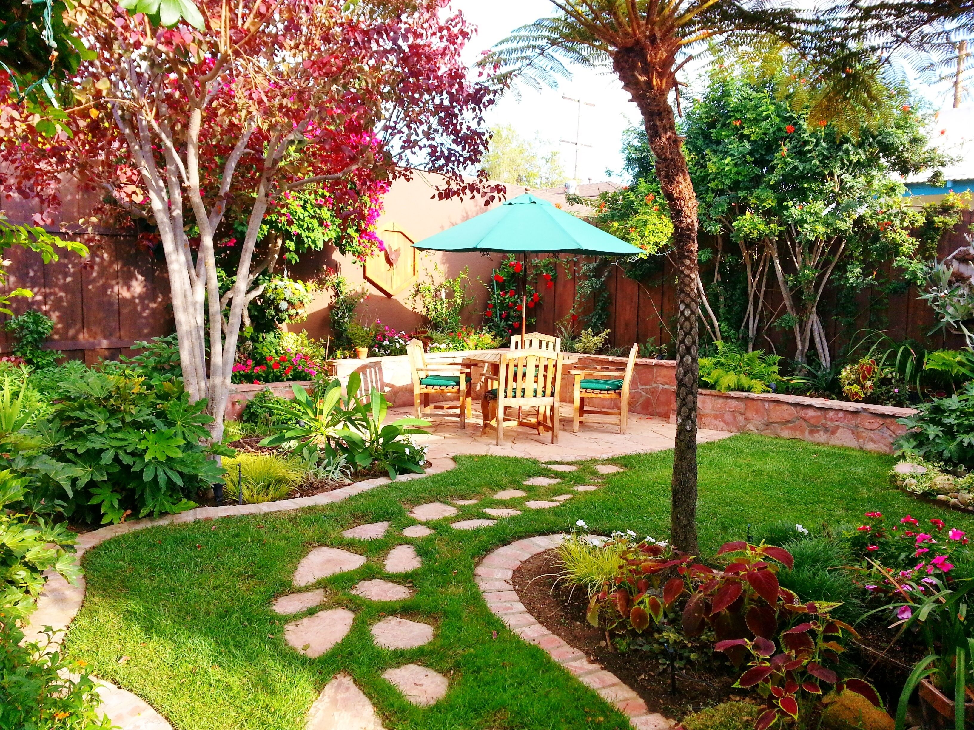 Beautiful 1940's La Jolla Beach Cottage and Gardens
