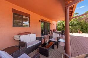 Terrace/patio - Waterfall, Grapevines and Hot Tub with Views - Nice House Too! (Sedona)