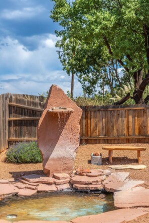 Property grounds - Waterfall, Grapevines and Hot Tub with Views - Nice House Too! (Sedona)