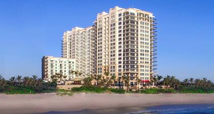 Palm Beach Singer Island Resort & Spa-Copias -sviitti -Oceanview-Daily Housekeeping