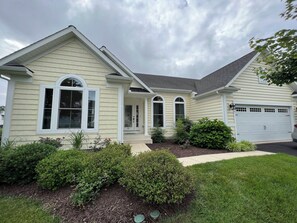 Exterior - One Level Rehoboth Beach Home with Amenities Parking Clean and Airy (Rehoboth Beach)