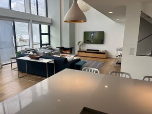 Interior - Modern Beach Home - MDR/ Venice - Near Venice Pier (Marina del Rey)