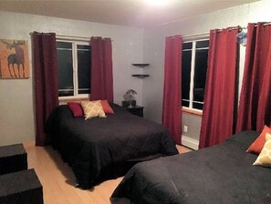 3 多间卧室、熨斗/熨衣板、WiFi、床单