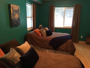 3 Schlafzimmer, Bügeleisen/Bügelbrett, WLAN, Bettwäsche