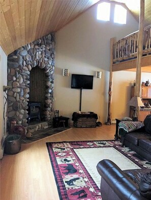 Fernseher, Kamin, Netflix, Streaming-Dienste