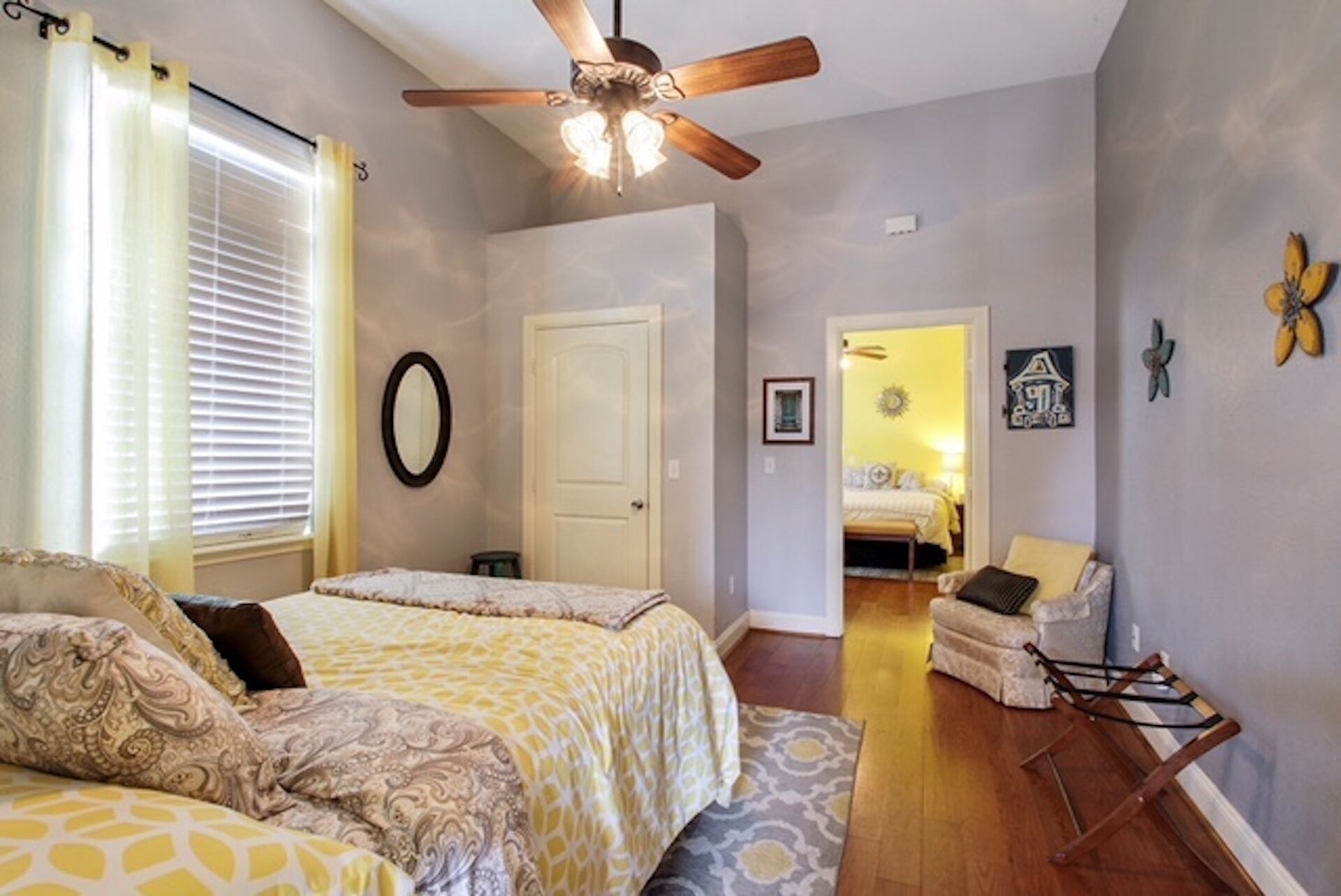 Sunny & Cheerful Home near the French Quarter and the Superdome!