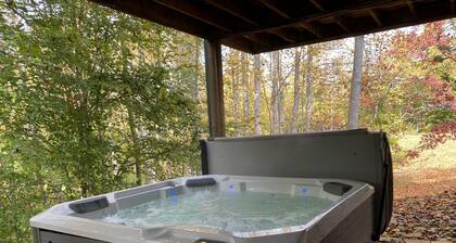 Dale Hollow Lake Paradise - Family Friendly, Pet Friendly, Party Ready!