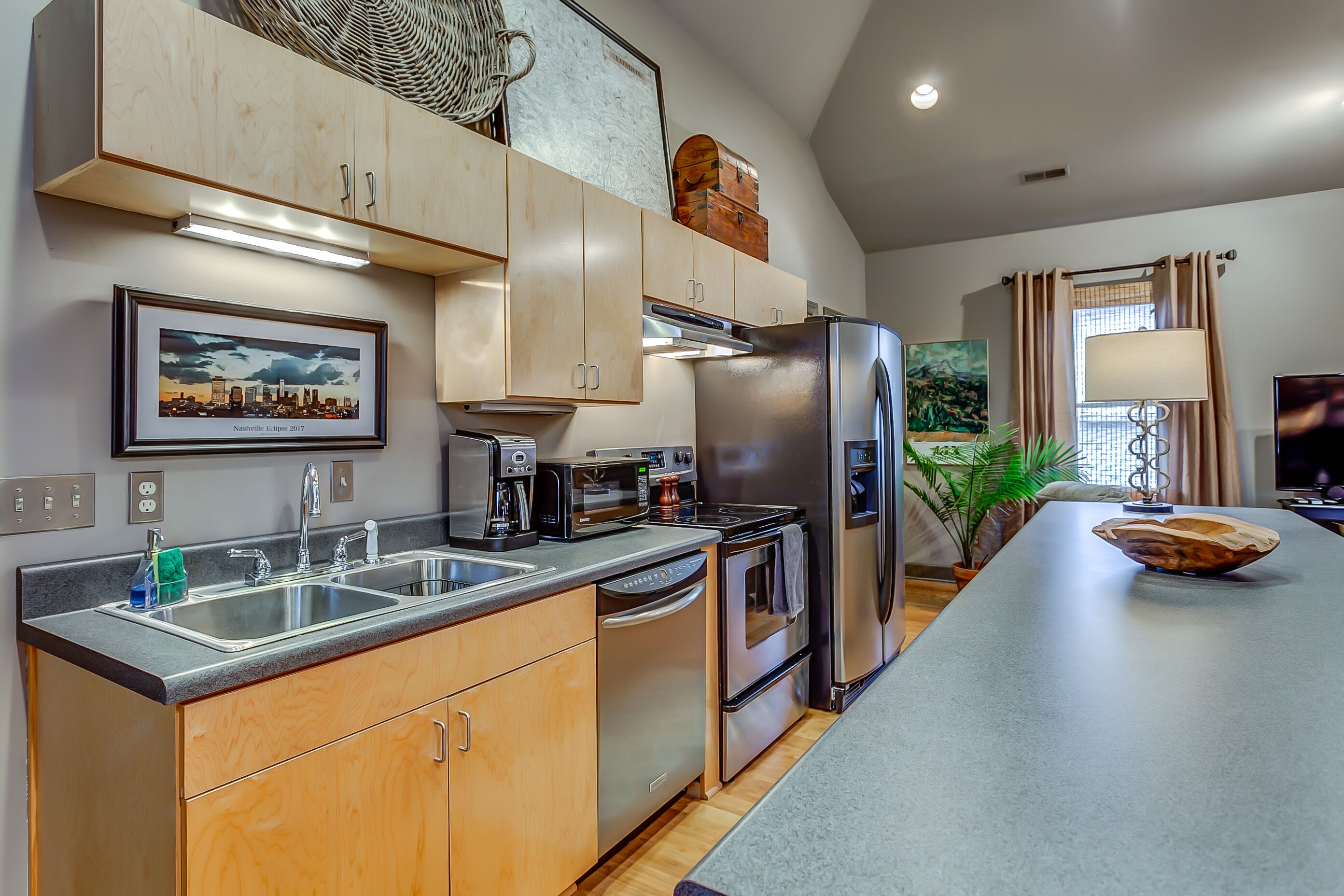 Loft on West Main 5 blocks from Downtown Franklin