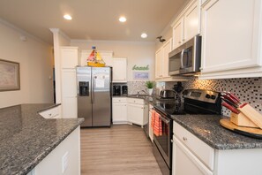 Fridge, microwave, oven, stovetop - Immaculate, 4 Bedrooms/4 Bath, w/ Pool, Exterior Elevator and Golf Cart (Emerald Isle)