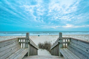 In Strandnähe, Liegestühle