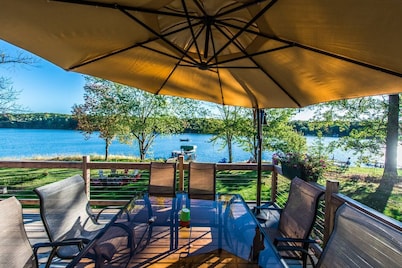 Gorgeous Up at the Lake Home With Modern Features!