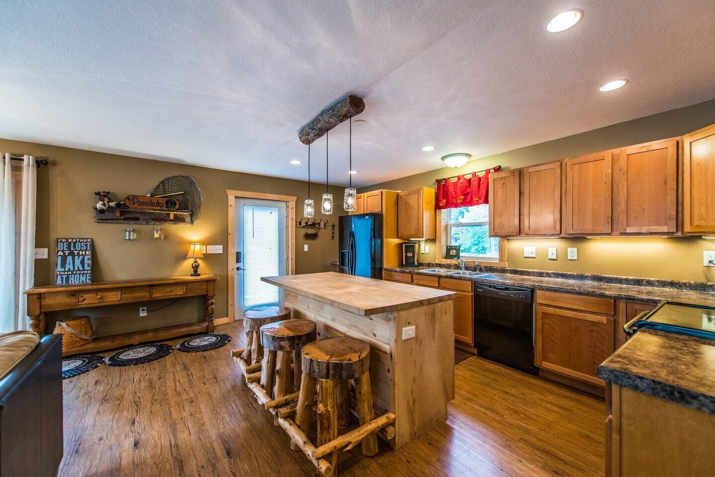 Gorgeous Up at the Lake Home With Modern Features!