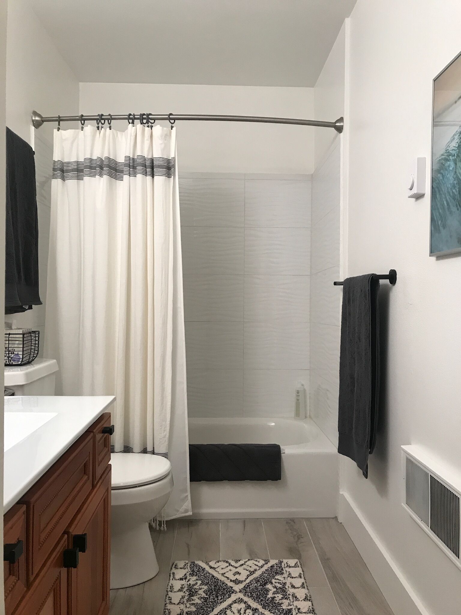 Modern, Peaceful Family Beach Retreat !