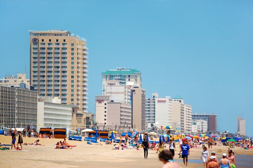 Oceanfront & Pool, on the Boardwalk at 37th Street