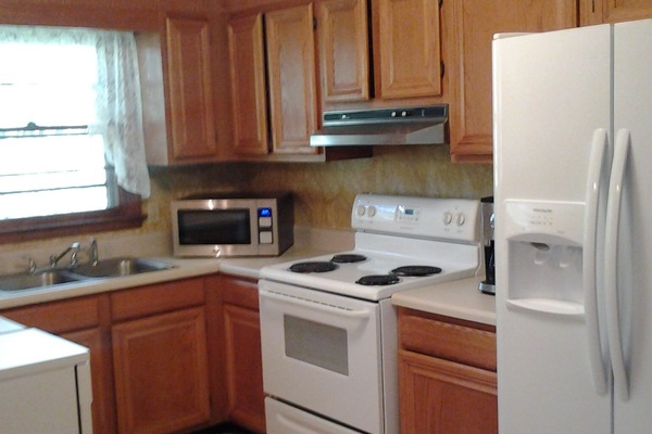 Frigorífic, microones, forn i placa de cuina