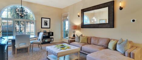 TV, fireplace, offices