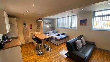 Deluxe Apartment, Private Bathroom (5) | Interior