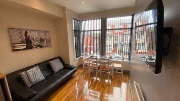 Comfort Apartment, Ensuite (3) | Lounge