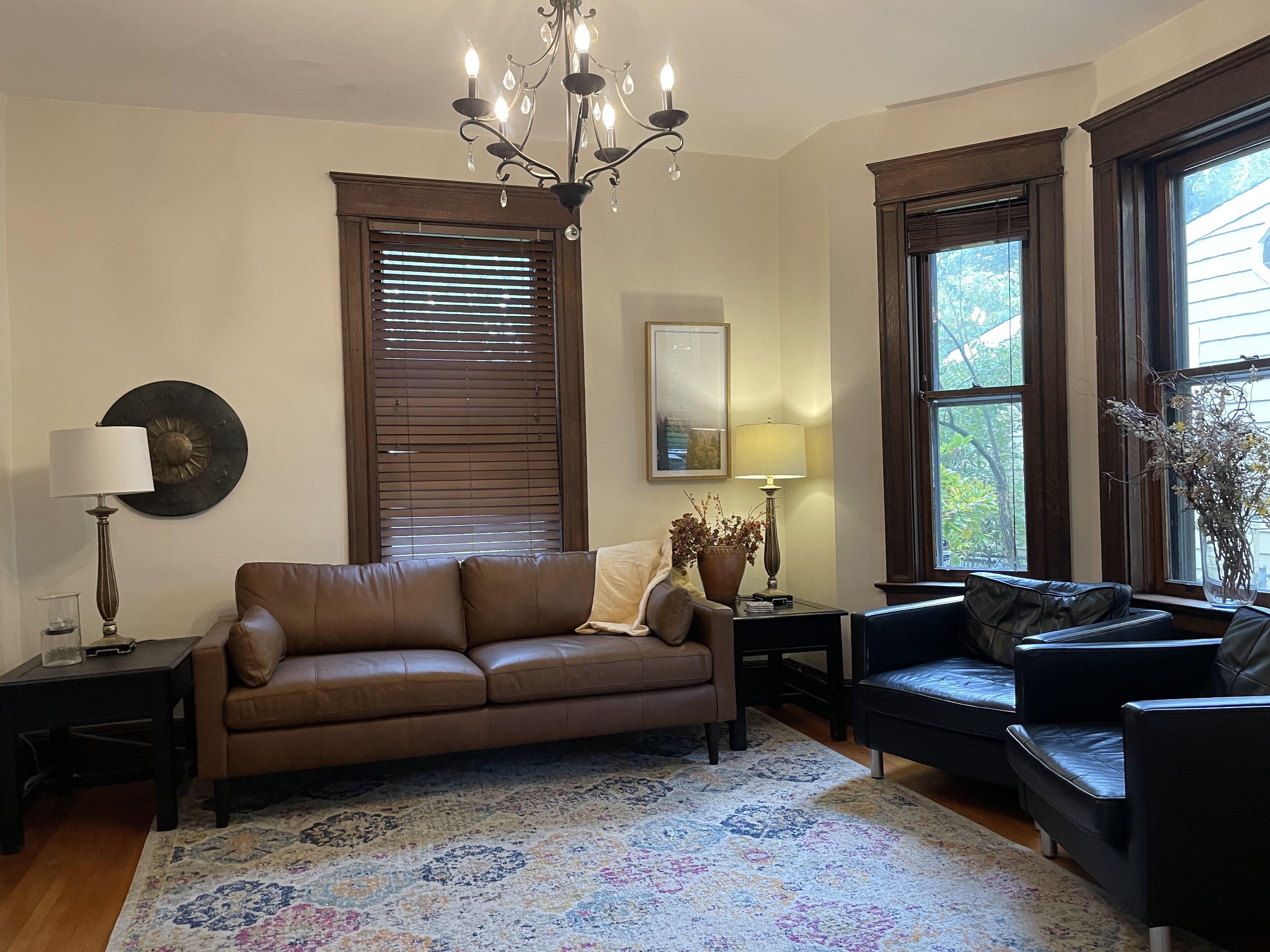 Hyde Park Home - Great Location