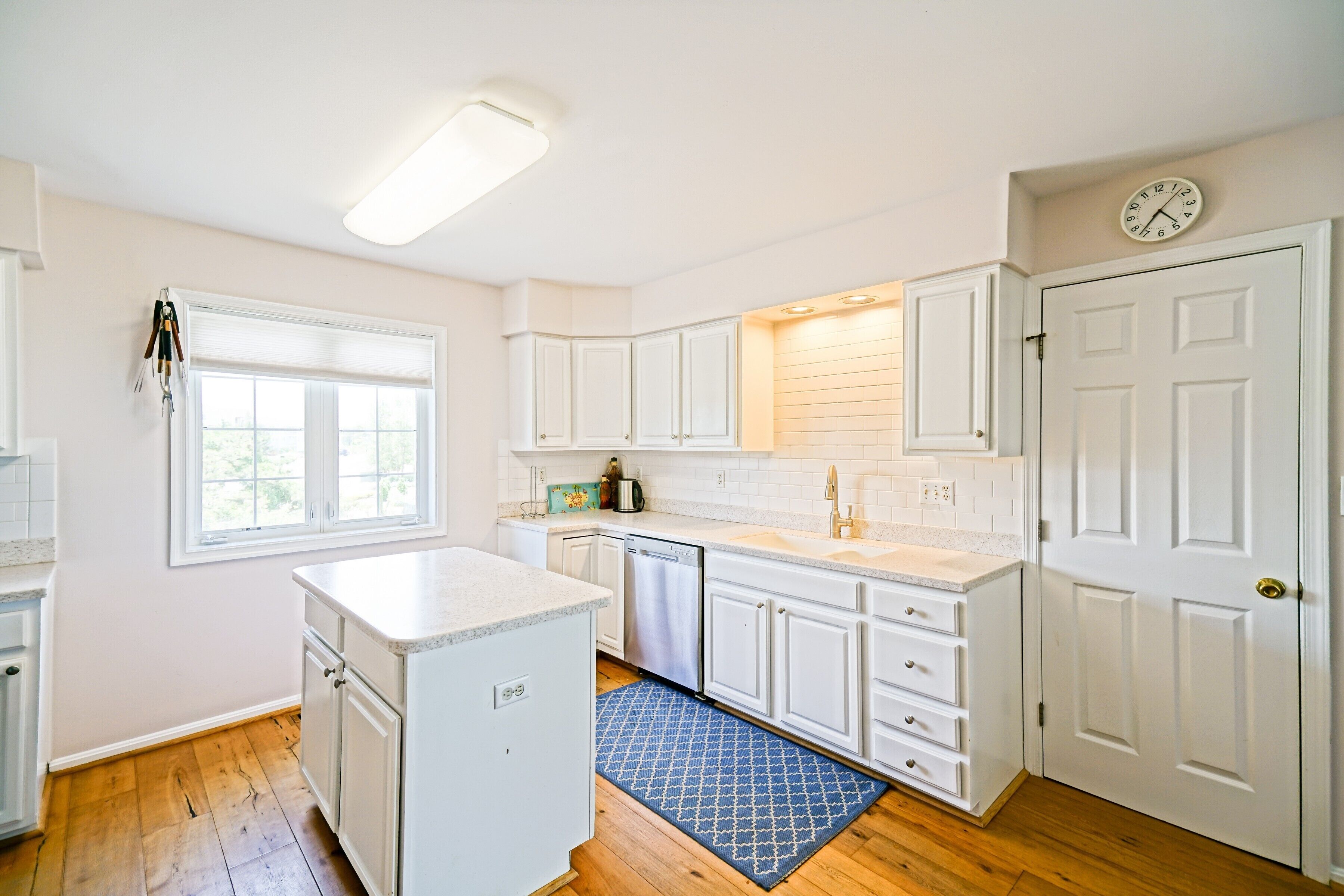 Waterfront Luxury ON Lewes Beach, DE! 5 BR, each with views. Sleeps 12