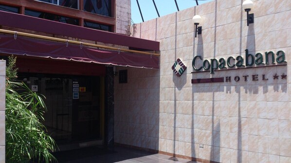 Front of property - Copacabana Hotel (Tacna)