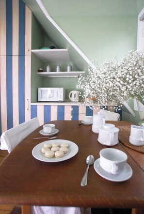 تناول الطعام