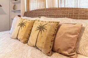 2 chambres, bureau, Wi-Fi gratuit, draps fournis