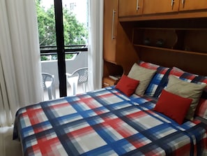 1 bedroom, hypo-allergenic bedding, minibar, blackout curtains