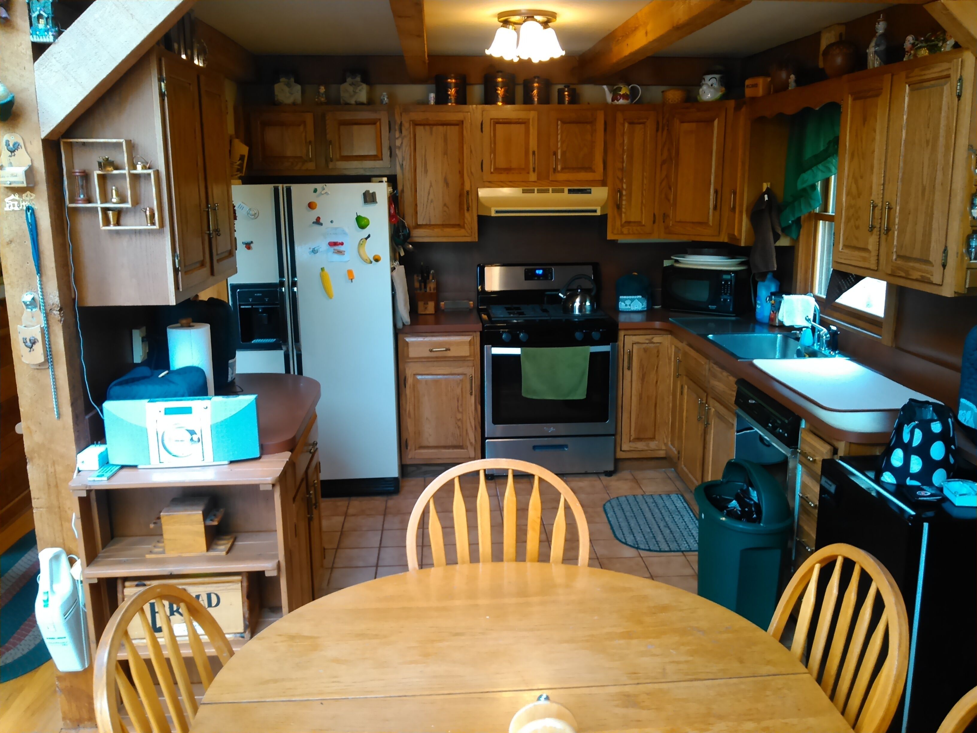 Beautiful log cabin home 9-13