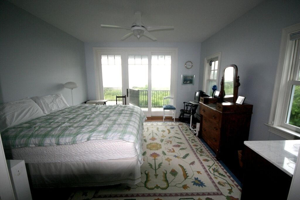 Beautiful Beachfront 6 BR  House in Kittery Point - Sleeps 12 <br>License# ABNB-111