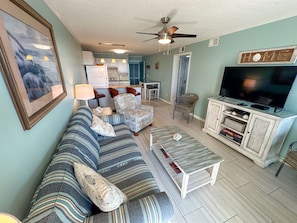 Smart TV, video games, books, video library - On The Beachfront, Newly Appointed 2BR 2BA Myrtle Beach Residential Area (Myrtle Beach)