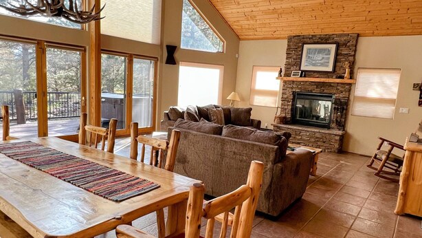 المنشأة من الداخل