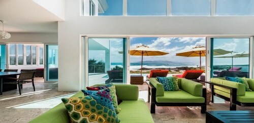 Villa Tequila Sunrise