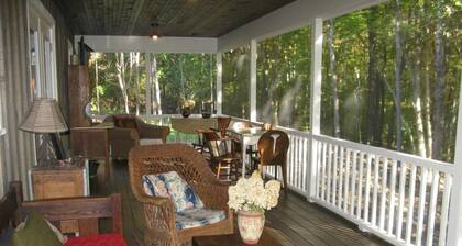 Lovely Cottage That Is Completely New With All The Luxuries You Would Want!