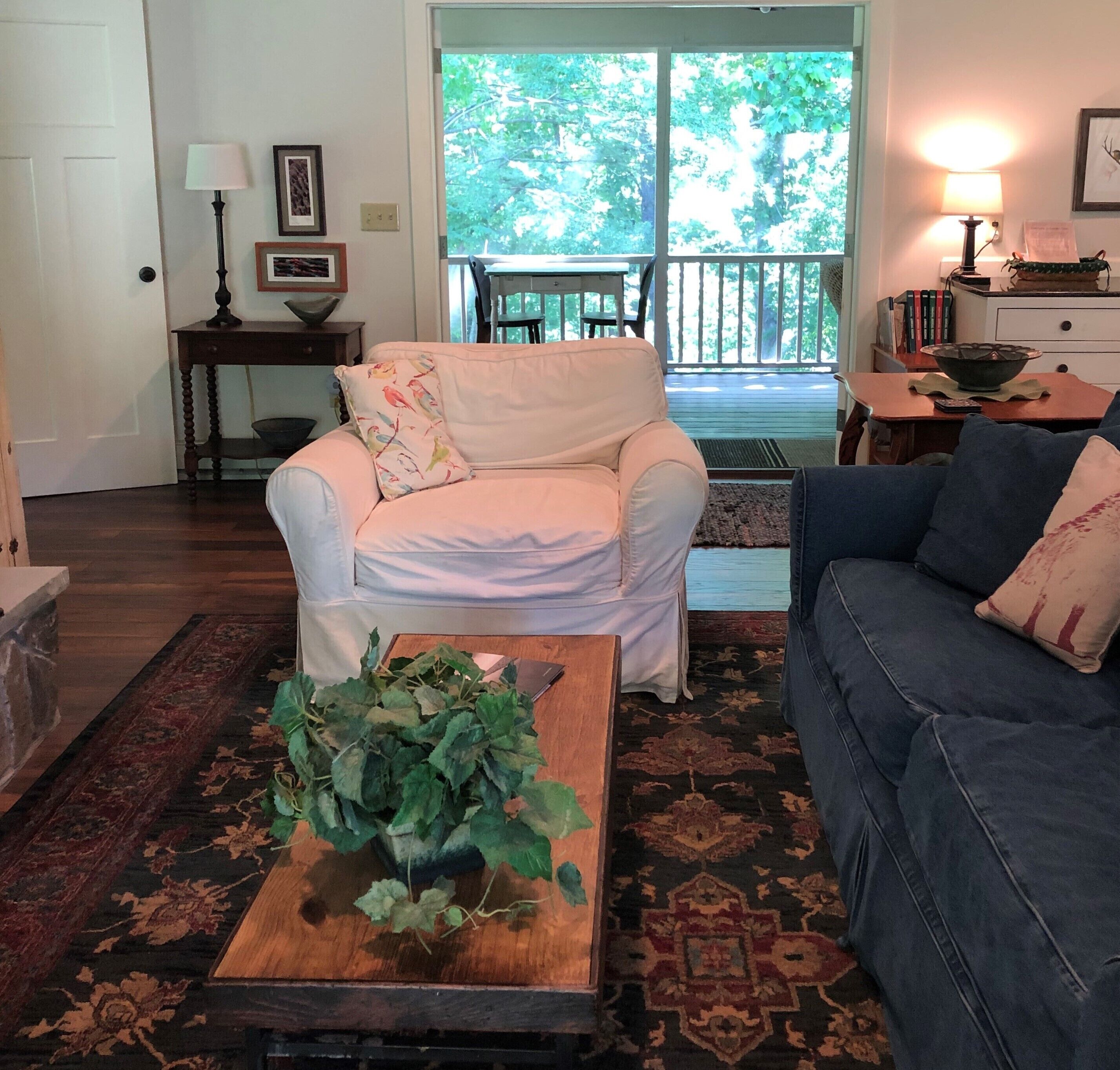 Lovely Cottage That Is Completely New With All The Luxuries You Would Want!  