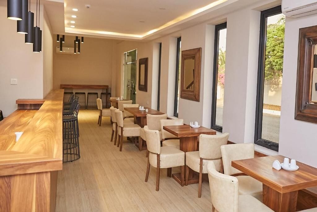 breakfast, lunch, dinner served; local and international cuisine