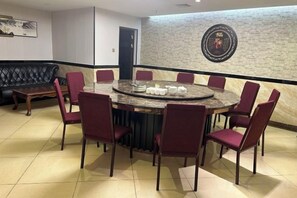 Unclassified image, 4 of 19, button - United Star Hotel (Kaiping)
