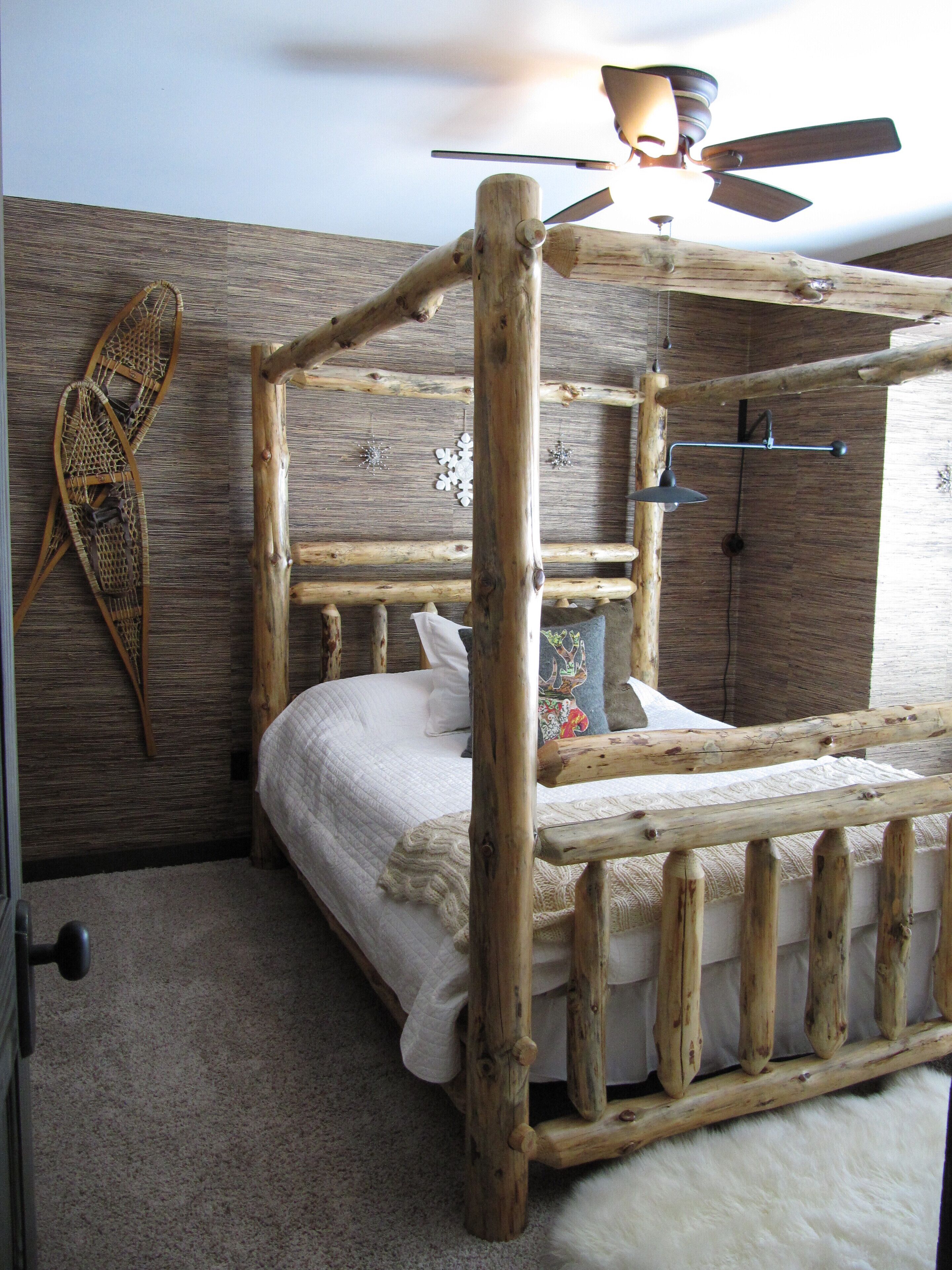 Luxury 3 Bedroom Hidden Valley Retreat with Lake & Slope Views