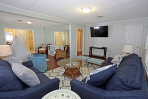 Smart TV, reproductor de DVD y libros 