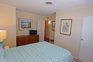 5 habitaciones, escritorio, tabla de planchar con plancha y wifi gratis 