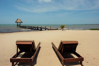 Large 5+ Bedroom Oceanfront w/ Pier and Pool
