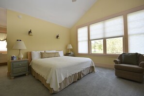 5 bedrooms, desk, iron/ironing board, free WiFi - ST. MICHAELS ESTATE OFFERS WATERFRONT POOL, PIER, DOCK AND 15 ACS
PET FRIENDLY (Sherwood)