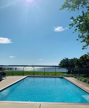 Alberca al aire libre 