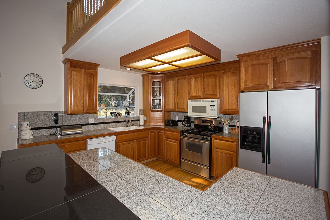 North Shore Lake Tahoe - Near Ski Resort and Beach