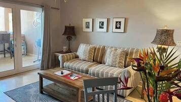 Smart TV, fireplace, offices